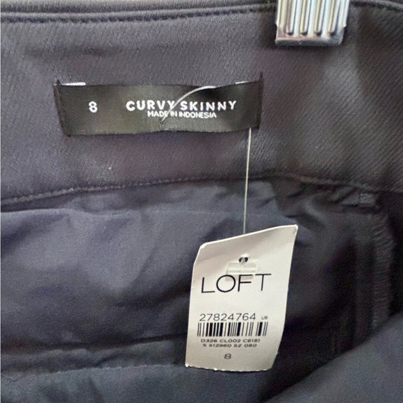 LOFT curvy skinny ankle pants. Dark gray color
Size-8 - Picture 5 of 8